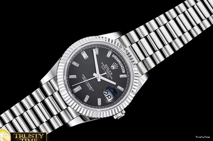 1104 RDD0206B – DayDate Bright 672